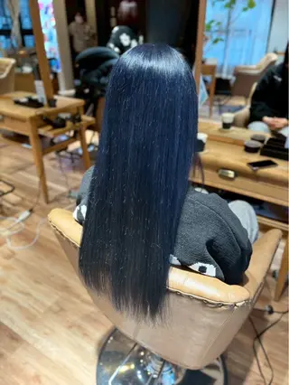 ロング 西村 雪菜のヘアスタイル