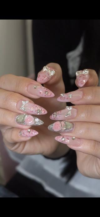 ネイル AKIKO NAILのネイルデザイン