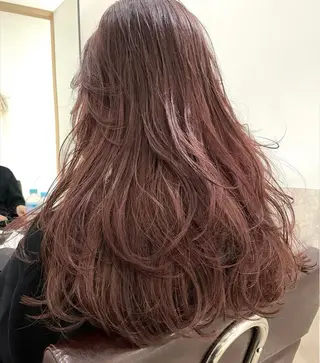 セミロング カラー 🫧ハイトーン✨格安 より質💐マンツーマのヘアスタイル
