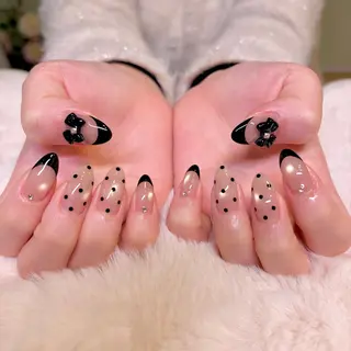 ネイル nail salon e'mu💐のネイルデザイン