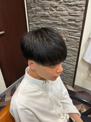 ミディアム 師玉 功一のヘアスタイル