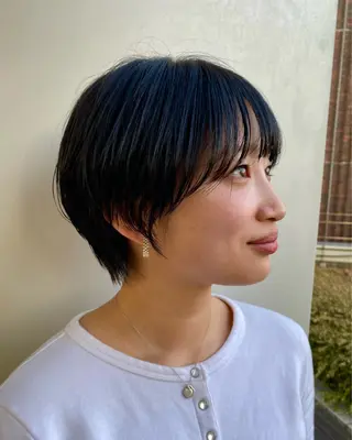 ショート 金子 芽威のヘアスタイル