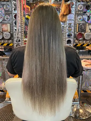 ロング カラー KOYA ｺﾔのヘアスタイル