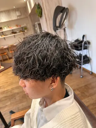 パーマ メンズ BeginningS ✂️Shunpeiのヘアスタイル