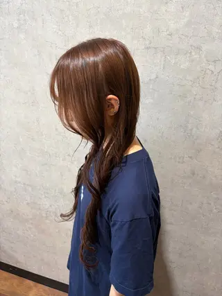 ロング 艶髪/透明感カラー 下山 萌華のヘアスタイル