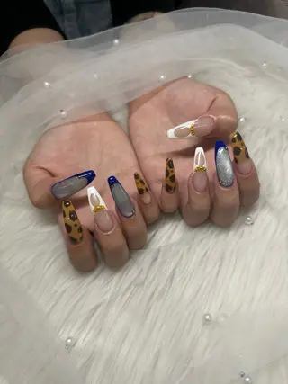 ネイル AOAQUA SHIORIのネイルデザイン