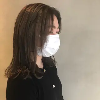 セミロング カラー yajima Moemiのヘアスタイル