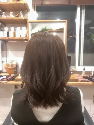 ミディアム カラー 大木 望央のヘアスタイル