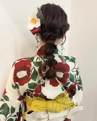 ロング ヘアアレンジ 🫧ハイトーン✨格安 より質💐マンツーマのヘアスタイル