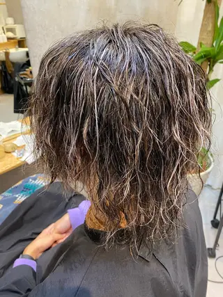 ミディアム カラー メンズ 似合う髪型見つけます AYAKAのヘアスタイル