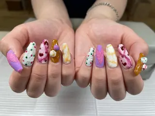 ネイル 鈴木 すみれのネイルデザイン