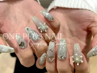 ネイル One Plus Nail Salonのネイルデザイン