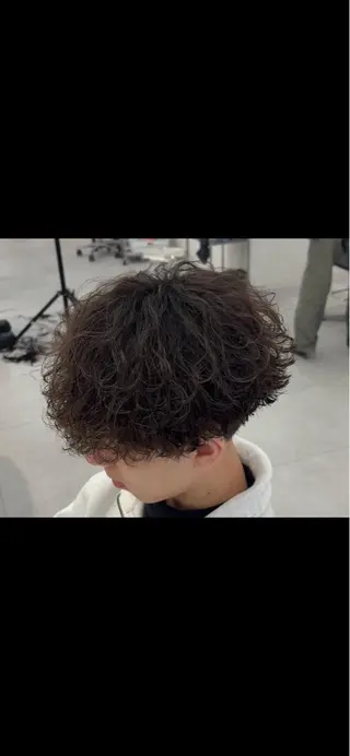 ショート パーマ メンズ 小山内 陸のヘアスタイル
