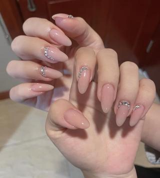 ネイル エリ🫧 nail池袋東口のネイルデザイン