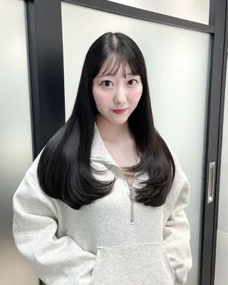 ロング 韓国レイヤーカット 髪質改善▫️水野有真のヘアスタイル