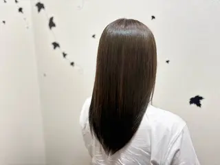 セミロング カラー 溝口 右京のヘアスタイル