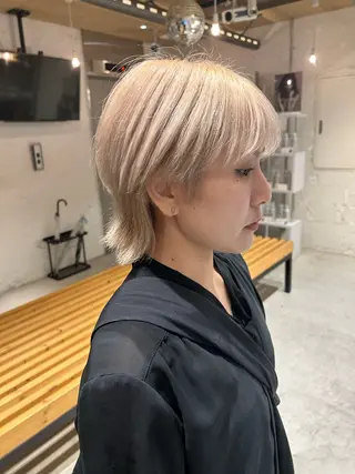 ショート カラー Acchon/心斎橋 💚ダブルカラーのヘアスタイル