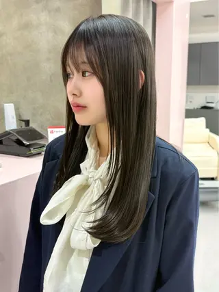 ロング カラー 髪質改善/縮毛矯正/ ブリーチなしカラーのヘアスタイル