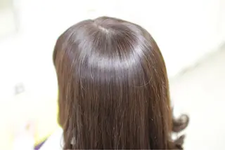 セミロング カラー 大通り1番出口1分 髪質改善ヴィソップのヘアスタイル