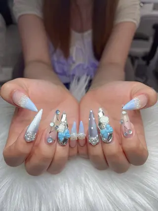 ネイル NIE MoMoのネイルデザイン