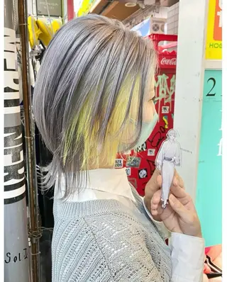 ショート カラー TSUNO🦖 派手髪/オタク美容師のヘアスタイル