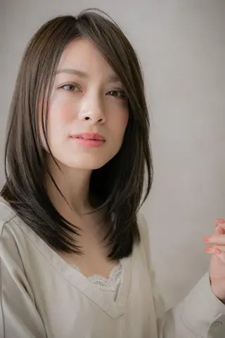 ミディアム カラー パーマ ヘアサロンM 大宮店 レイヤーカット　寺口のヘアスタイル