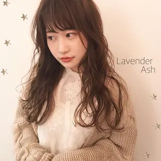ロング カラー 市川 千夏のヘアスタイル