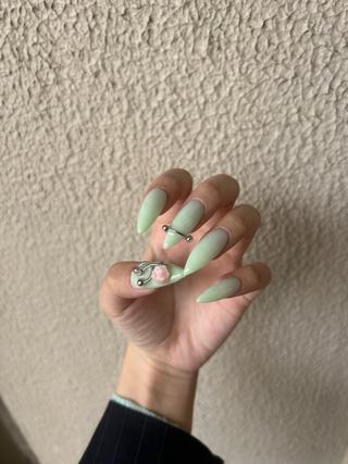 ネイル lazy me!のネイルデザイン