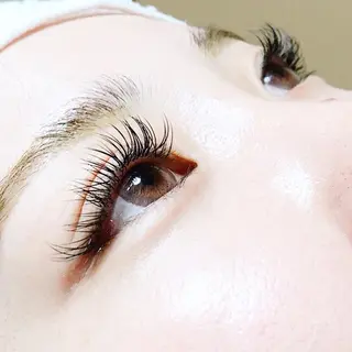 ロング カラー パーマ ヘアアレンジ メンズ キッズ ネイル マツエク・マツパ brille ~eyelash~のヘアスタイル