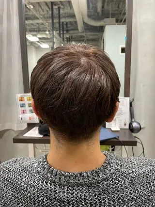 カラー メンズ 黒井 瑠菜のヘアスタイル