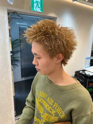 ショート カラー ヘアアレンジ メンズ スパイキーの鬼 ヒロムのヘアスタイル