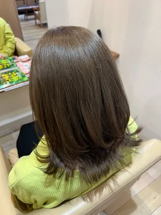 ミディアム cyan Amiのヘアスタイル