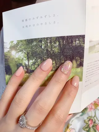 ネイル 横浜市中区曙町 ネイルE·U·Bのネイルデザイン