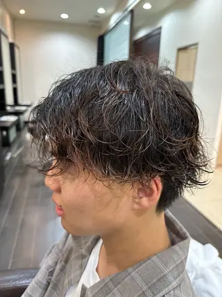 パーマ メンズ ナチュラルヘア 神田一瑳のヘアスタイル