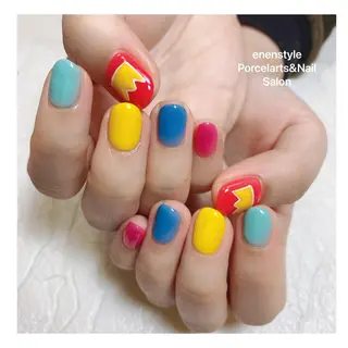 ミディアム ネイル 🐾enen style 🐾のネイルデザイン