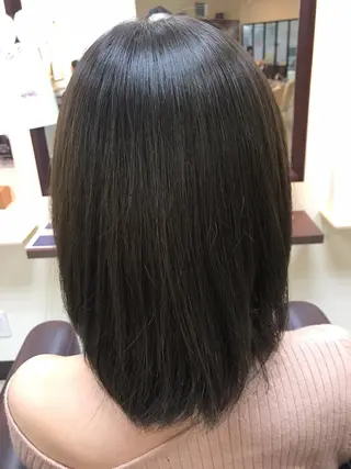 ミディアム カラー セト マユミのヘアスタイル