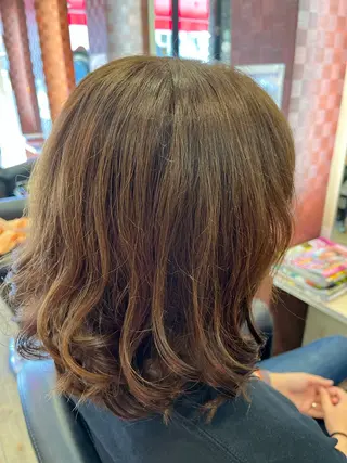 ミディアム カラー 織田 英之のヘアスタイル