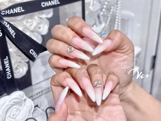 ネイル ✨Nailsalon Vi+✨のネイルデザイン