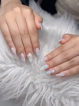 ネイル Lee Nailsのネイルデザイン