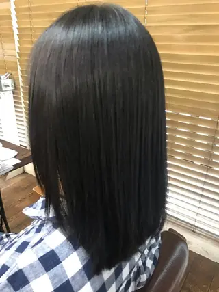 ミディアム 佐々木 千夏のヘアスタイル