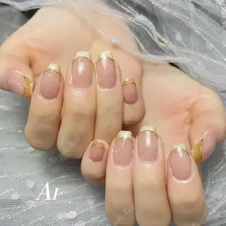 ネイル 🦋 Queenieのネイルデザイン