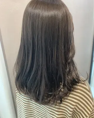 セミロング カラー hubhair レイヤー/透明感のヘアスタイル