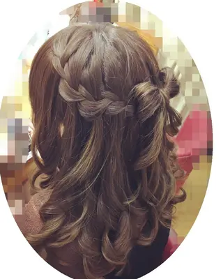 ヘアアレンジ イーチブライト EachBrightのヘアスタイル