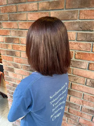 ミディアム カラー 飯田 莉穂のヘアスタイル