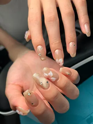 ネイル JISOO ANA.CHUOのネイルデザイン