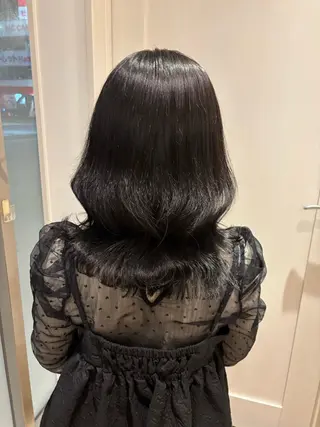 ミディアム 米倉 柚葉のヘアスタイル