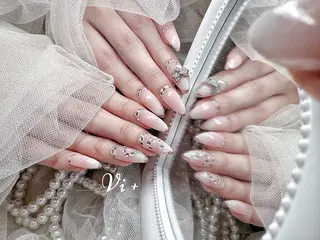 ネイル ✨Nailsalon Vi+✨のネイルデザイン