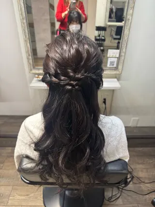 ロング ヘアアレンジ Anju／ 小顔カットのヘアスタイル