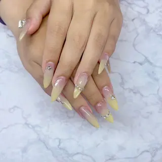 ネイル MYu Beauty Salon  MAIのネイルデザイン