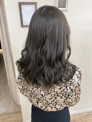 カラー SALOWIN栄 高須大貴のヘアスタイル